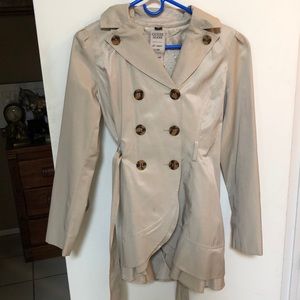 Hooded, Belted Guess Trench